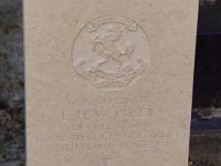 DSC04182-001